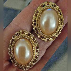 #Vintage Oval #Cabochon Faux #Pearl Gold Tone #Filigree Stud Earrings